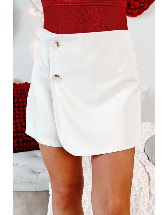 Board Button Detailed Skort (Cream)